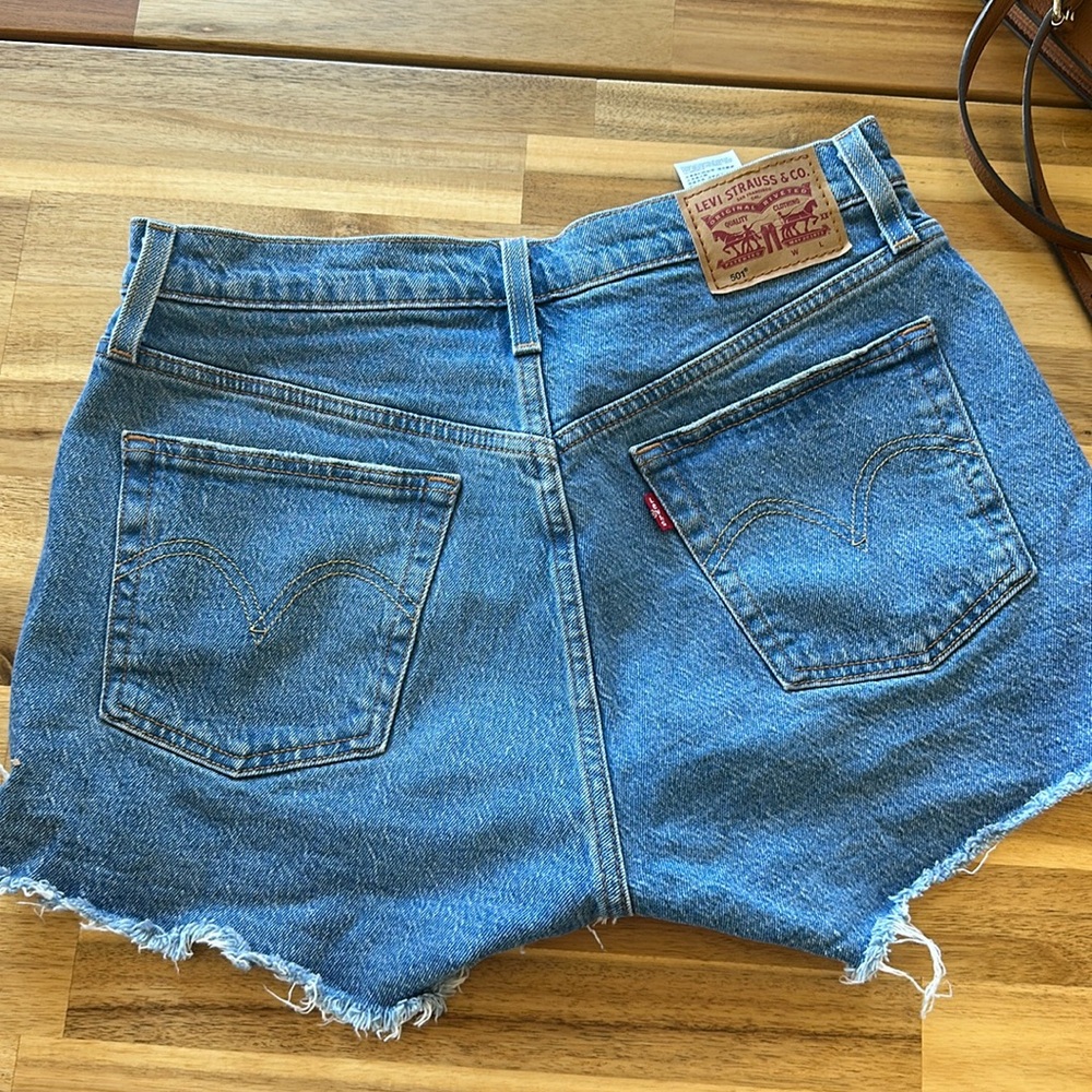 Levi women’s shorts